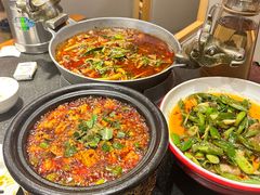 -万重锦·人文川菜馆(骡马市店)