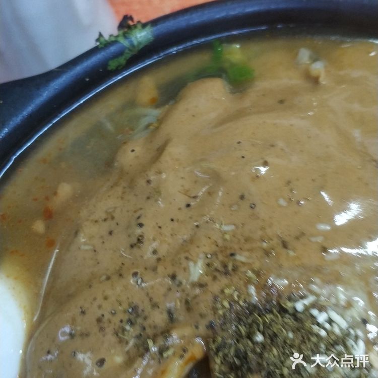 感觉冷面比较糯，好嚼，不累