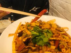 -拿渡·水煮鱼麻辣香锅(王府井奥莱·香江小镇店)