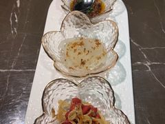 -海派悦庭·海胆烧麦·新融合菜(凯德广场店)