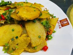 -瑞丰园庭院餐厅·白族传统家常菜