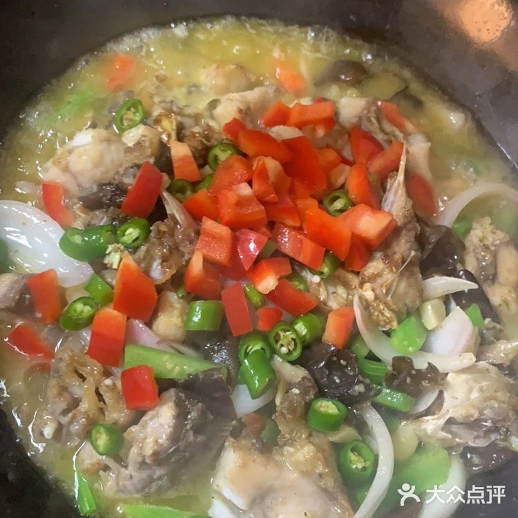 几个生态鲤鱼做个美味的半汤太安鱼
