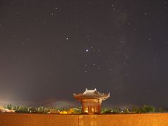 -敦煌山庄摘星阁