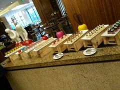 -华邑酒店·鲜艳全日自助餐厅