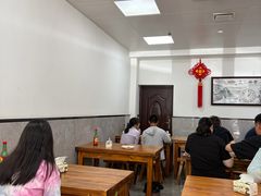 -何记酿皮店(西流湾店)