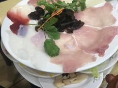 -桥香园云南过桥米线(金马碧鸡店)