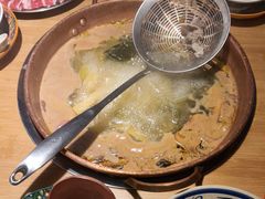 -洱火云南酸菜牛肉火锅(石景山当代商城店)