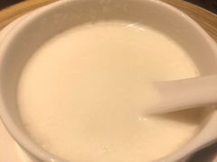 杏仁蛋白茶-万丽轩·粤菜(王府井金茂万丽酒店)