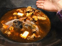 小鸡炖蘑菇-姥家海鲜大锅台(永丰胡同老店)