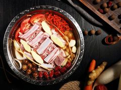 -九府羊·鲜羊火锅·烤串(新华路店)