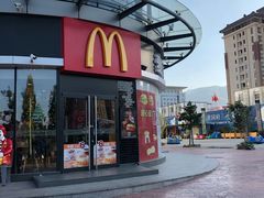 -麦当劳(政通路店)