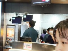 -麦当劳(仙居吾悦广场店)