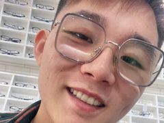 -诺柯视眼镜-蔡司依视路官方工厂店(淞南一店)