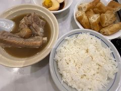 -黄亚细肉骨茶(仰光路店)