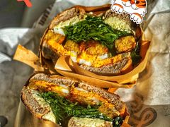 -Catch Bagel(芳草地店)