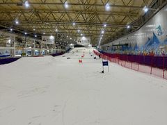 -乔波室内滑雪场