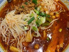 -魔都三兄弟酸辣粉·蘸卤炸串(虹桥万科店)