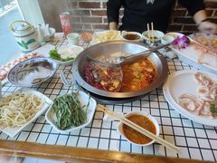 -山悦里 山野·鲜火锅(罗斯福广场店)