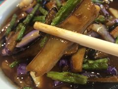 茄子烧豆角-粥全粥到海鲜家常菜(瞿塘峡路店)