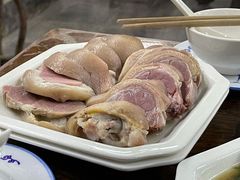 咸蹄髈二吃-吾介小籠館
