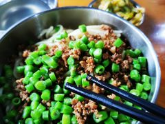 素椒杂酱面-左撇子私房面
