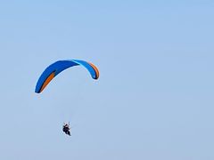 -伏龙山滑翔伞基地
