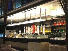 -唐拉雅秀酒店-西锦汇空中BBQ·思创餐厅