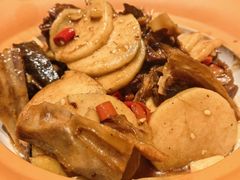 -传统菜农庄(皇姑路店)