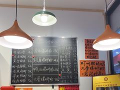 -柳州肥姨妈大骨螺蛳粉(老闵行店)