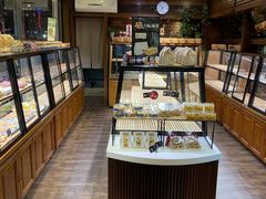面包甜点陈列柜-精点味道(西安路店)