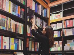 -西西弗书店&矢量咖啡(壹方购物中心店)