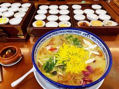 -香麒园·过桥米线·南湖雅宴