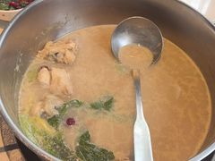 -煲王粤菜餐厅(中侨中心店)