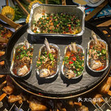 来十八梯一定要吃啊，天台音乐烤肉香迷糊了！