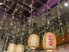 -巴卤社老火锅(财富店)