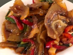 -周老三跷脚牛肉·全牛火锅(非遗传承店)