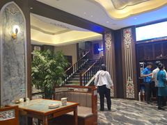 -哈啾嗨·新概念蒙餐(红星新城店)