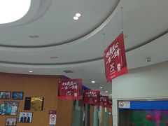 -雅悦齿科(顾村公园店)