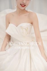 -洋洋婚纱品牌集合店