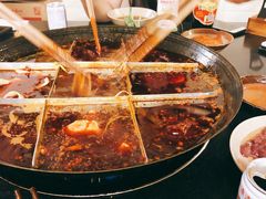 -岗上渣渣老火锅(两路口店)