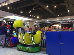 -鸿通城购物中心