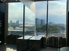 -Z&B Fitness Studio·Gym(前滩L+PLAZA店)