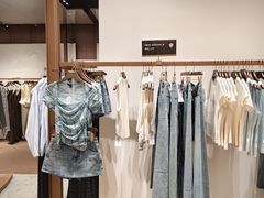 -上海世纪汇广场