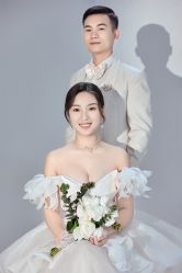 -芭莎视觉婚纱摄影(花溪店)