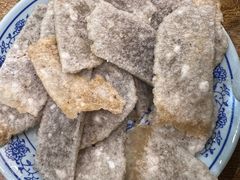 老北京炸灌肠-门框胡同百年卤煮(新街口店)