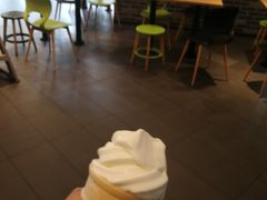 大堂-麦当劳(山东章丘汇泉路店)