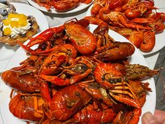 -金马门国际美食百汇(珞喻路店)
