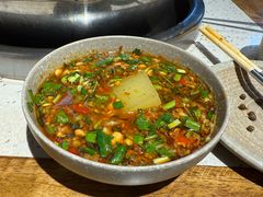 -肖肖酸萝卜鱼火锅(总店)