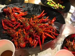 -沪小胖小龙虾(淮海中路旗舰店)