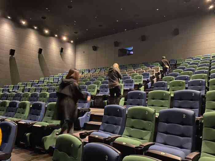 cgv影城(乐堤港imax店)-"杭州最好的4d电影院之一!今天和美女一.